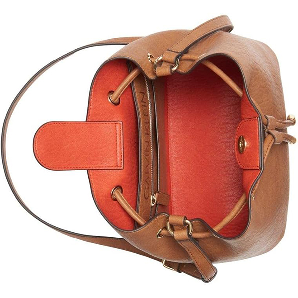 calvin-klein-gabrianna-h0ajz9ht-car-bucket-shoulder-bag-zevidan.jpg