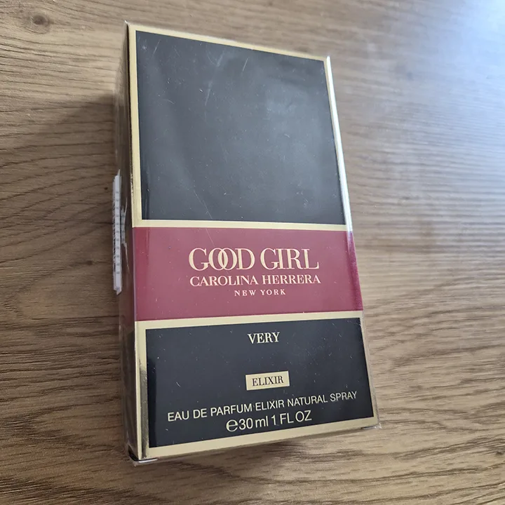 carolina-herrera-ladies-very-good-girl-elixir-edp-10-oz-fragrances-3.jpg