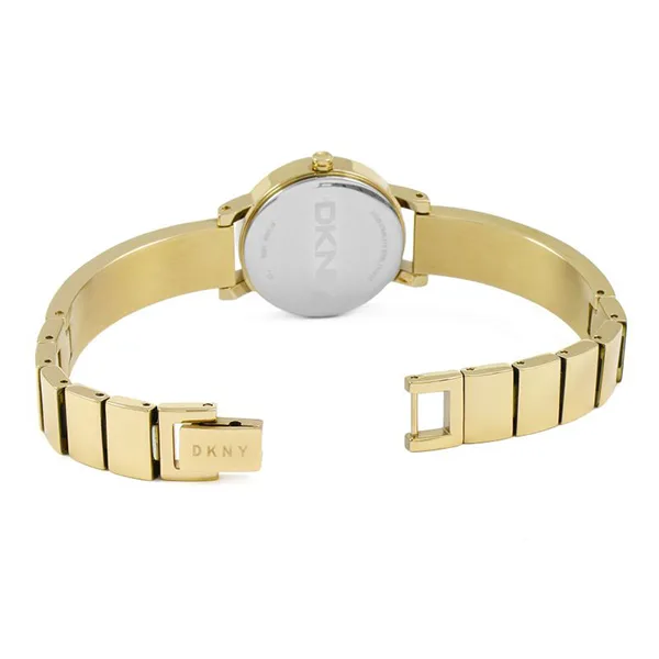 qalis-saati-dkny-soho-okrosferi-ukan.png